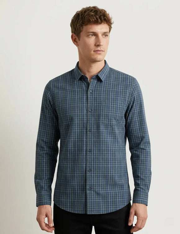 Camisa de manga larga azul grisáceo para hombre con estampado de cuadros medianos en verde y blanco, bolsillo frontal, Sherman Morgan.