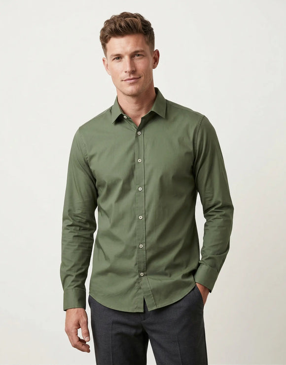 Camisa verde olivo lisa de manga larga para hombre sin bolsillo, diseño minimalista de frente limpio y cuello tradicional, Sherman Morgan.